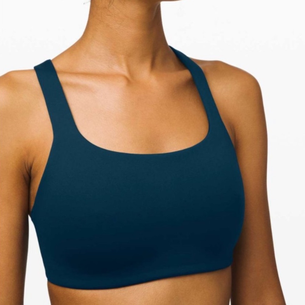 NWT Lululemon Bring the Energy sports bra - size 8